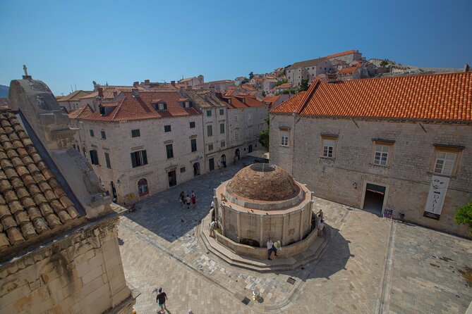 Dubrovnik: Old Town History Walking Tour - Meeting at Onofrio’s Fountain