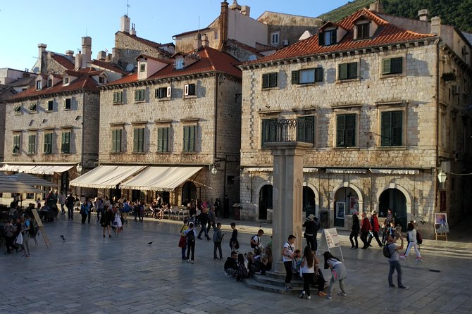 Dubrovnik Old Town: Small-Group Walking Tour With A Local - Starting at Ploče Gate with a local perspective