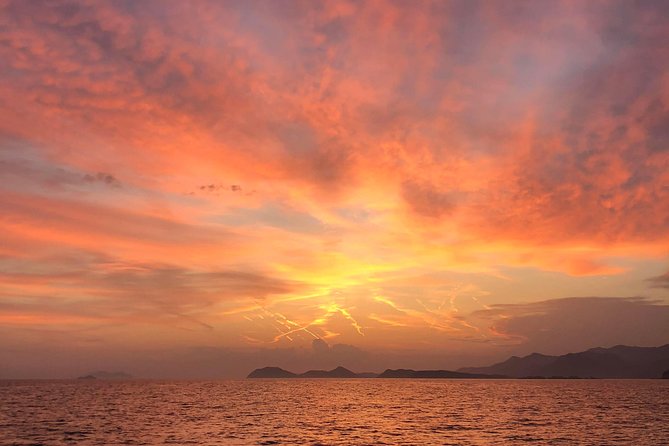 Dubrovnik Old Town Sunset Cruise - Weather, cancellations, and the right time to go