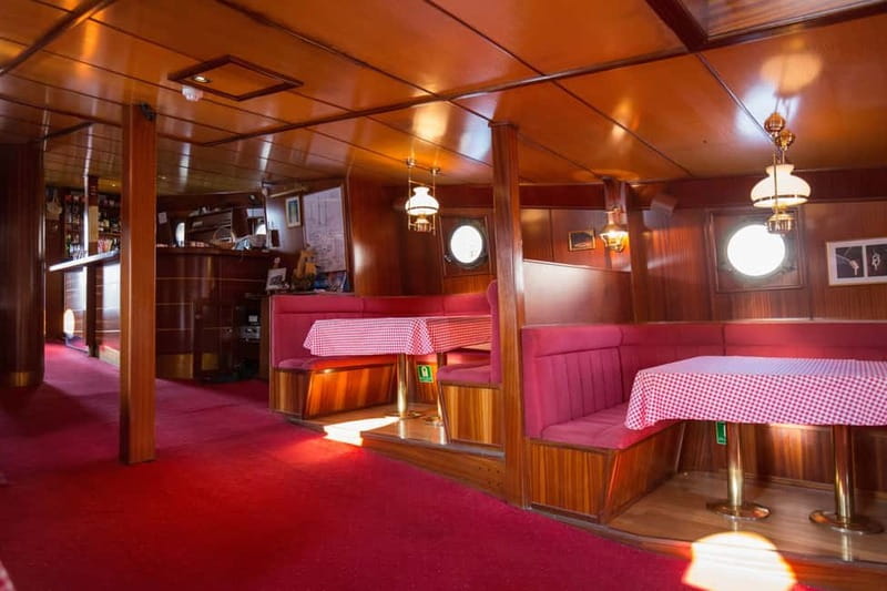 Dubrovnik: Panoramic Sunset Cruise on Karaka Ship - A closer look at the crew and onboard mood