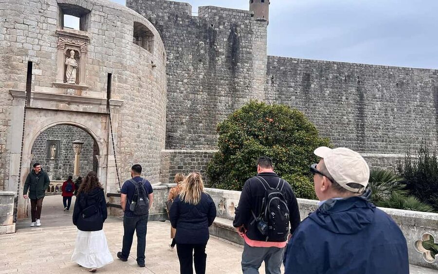 Dubrovnik: Pile Gate & Old Town with Spices and Hidden Gems - Should you book it?