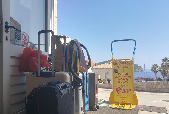 Dubrovnik Porter Service – Old Town No Stairs, Licensed Access - Getting bags into or out of Old Town