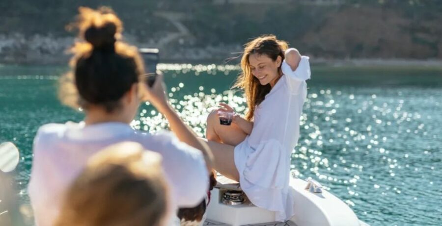 Dubrovnik: Private Boat Cruise at Sunset with Champagne - What the $382 group price means
