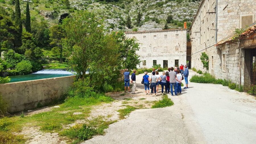 Dubrovnik: Private Cooking Experience with Wine Tasting - Timing, group size, and seasonal rules