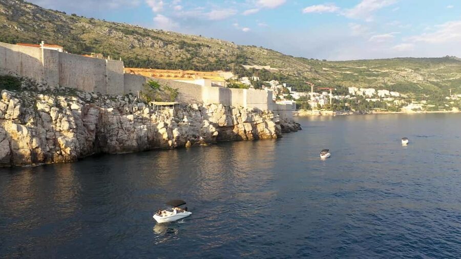 Dubrovnik Private Speedboat Tour to Elaphite Islands - What the full-day option adds