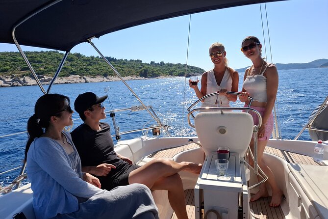 Dubrovnik : Private Sunset Tour around Old Town or Blue Cave - Choosing between Kolocep and the Old Town walls