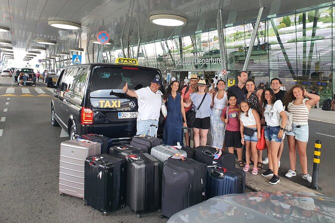 Dubrovnik Private Transfer & Taxi Service - Booking Ahead and Keeping the Pickup Simple