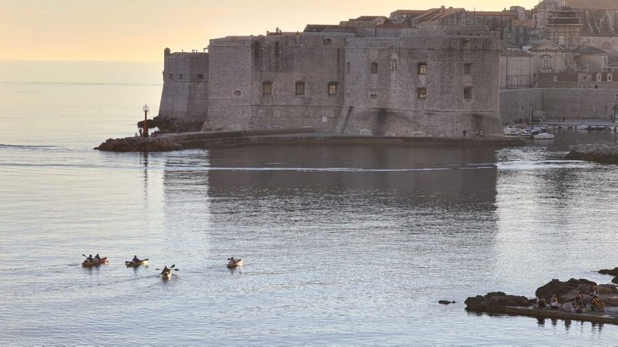 Dubrovnik: Sea Kayaking Half-Day Tour - When should you go?