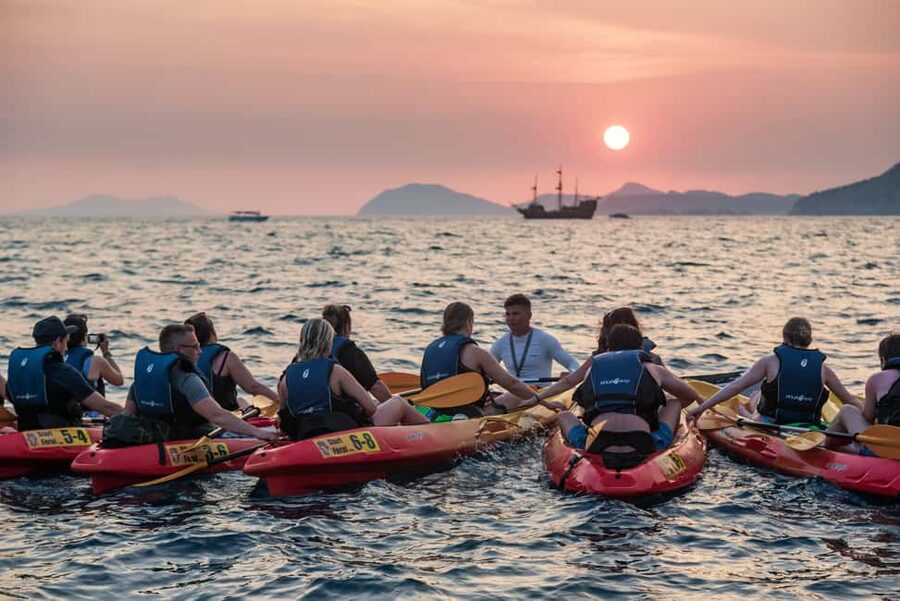 Dubrovnik: Sunset Kayaking and Snorkeling Tour - What to pack and how to prepare