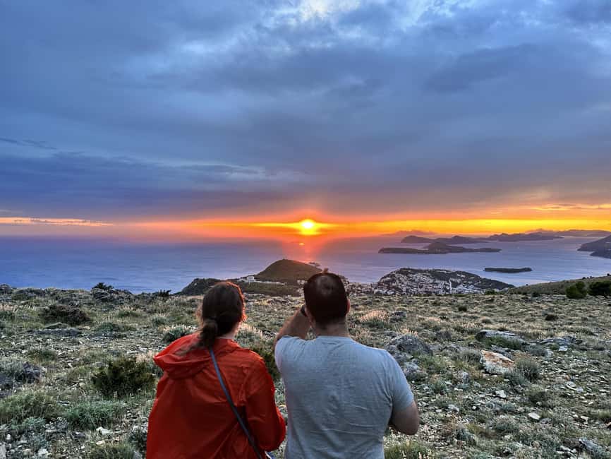 Dubrovnik Sunset Mountain Tour With Wine - A closer look at Dubrovnik’s old town from above