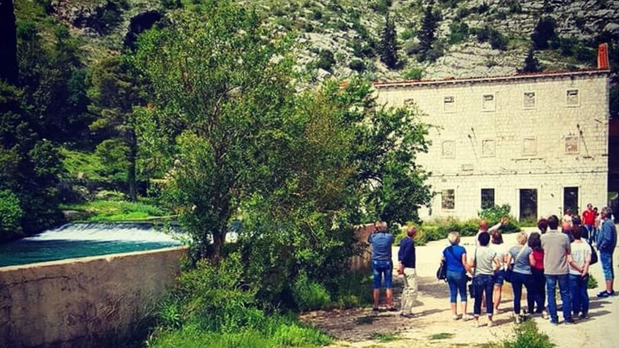 Dubrovnik: Sunset Panorama Tour with Glass of Wine - Key points to know before you book