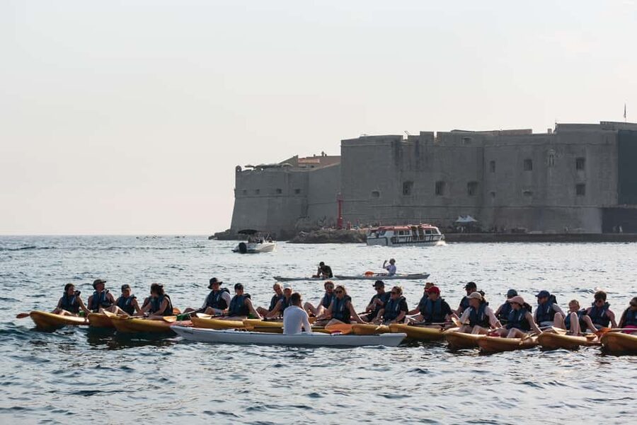 Dubrovnik: Sunset Sea Kayaking Tour - Sunset on the water