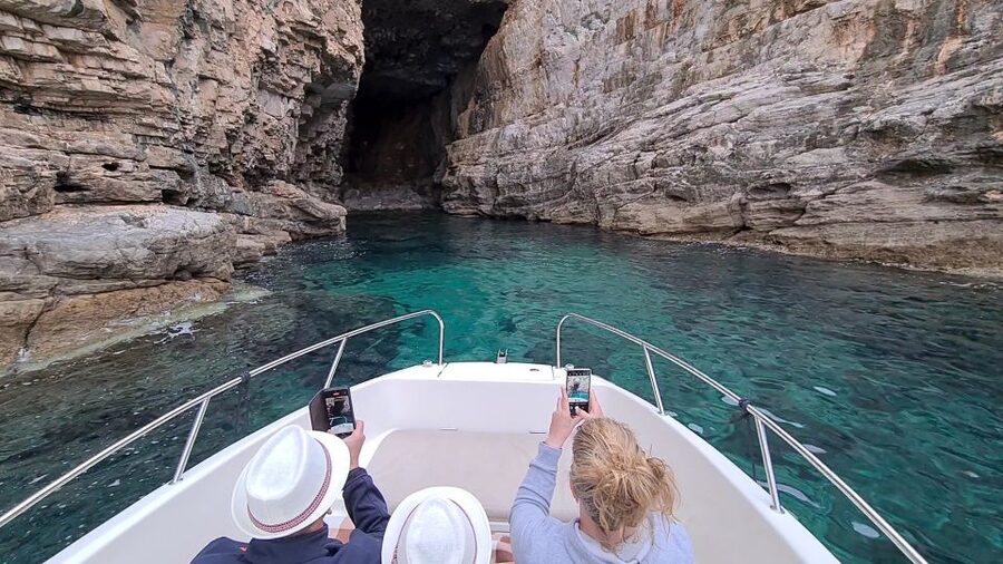 Dubrovnik: Sunset Tour With Panorama Of City Walls - Caves, beaches, and the Villa Sheherezade view
