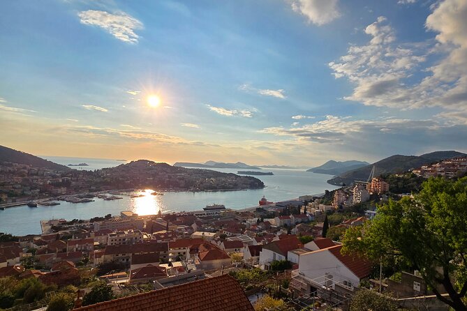 Dubrovnik Sunset Tour with Scenic Views and Local Wine - Sunset over the Elafiti Islands