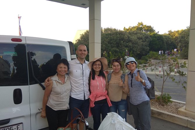 Dubrovnik to Split Private transfer up to 8 pax (Door to Door any location) - Leaving Dubrovnik without the bus station shuffle
