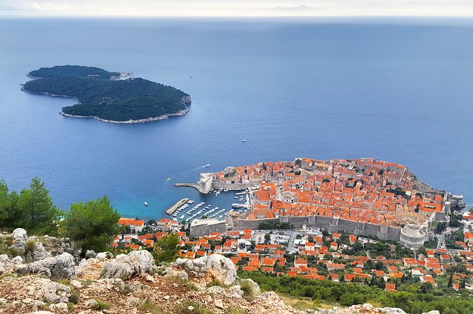 Dubrovnik walking history tour - The Franciscan Monastery and Orlando’s neighboring landmarks