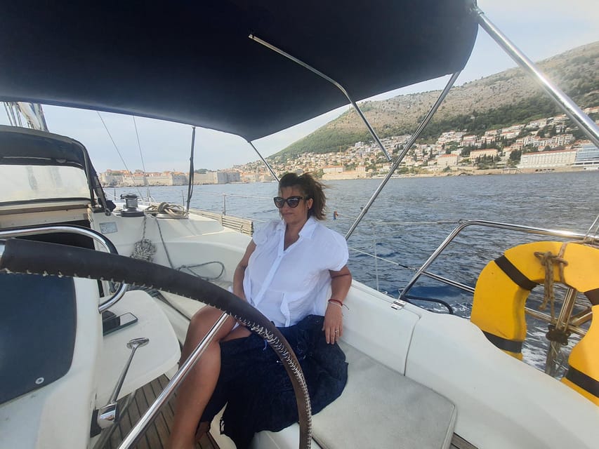Dubrovnik yacht cruise-Elafity islands & Blue cave - Šunj Beach: an hour for sand and sea