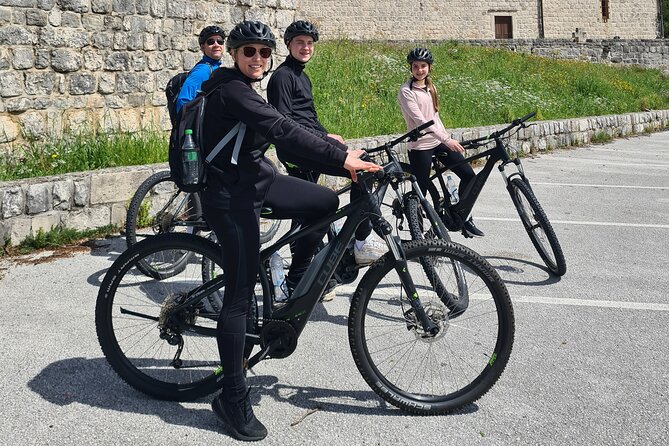 E-Bike Tour + Gourmet Lunch + Wine Tasting (Small Group) - What makes the guiding work