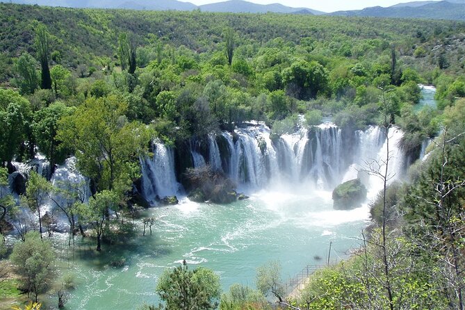 Enjoy Ancient Mostar - Neretva River and the roadside stops