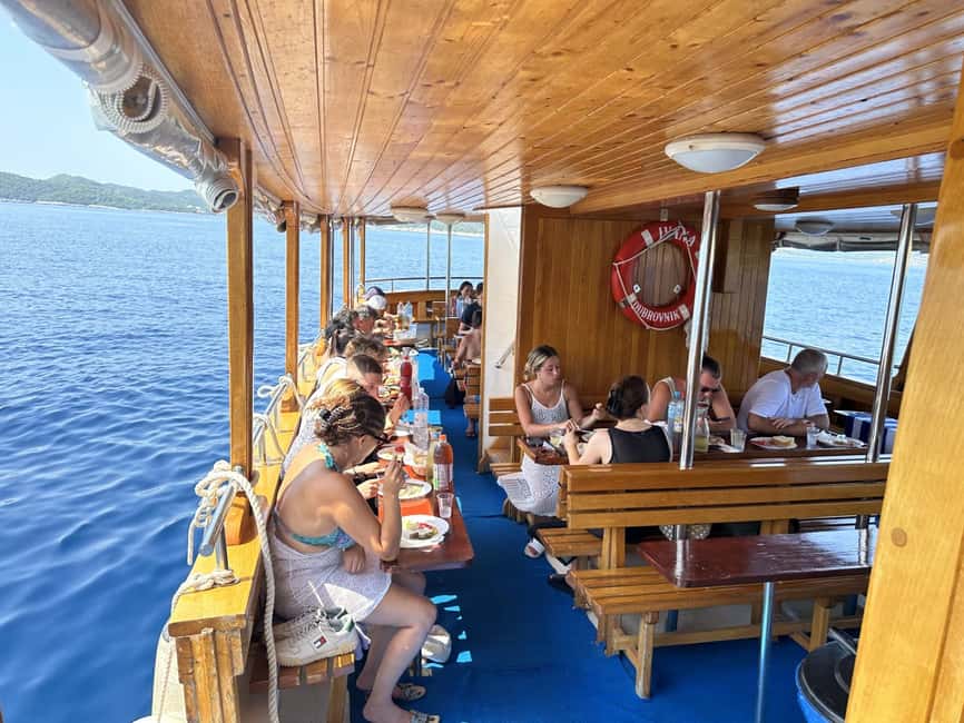 From Dubrovnik: Elaphite Islands Day Trip with Lunch - Leaving Dubrovnik from Gruž