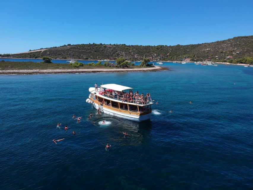 From Dubrovnik: Elaphite Islands Day Trip with Lunch - Šipan: a short walk with room to breathe