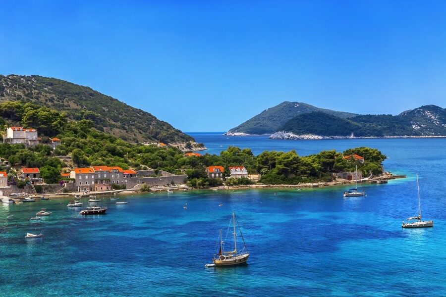 From Dubrovnik: Elaphite Islands Day Trip with Lunch - Who should book this day trip?