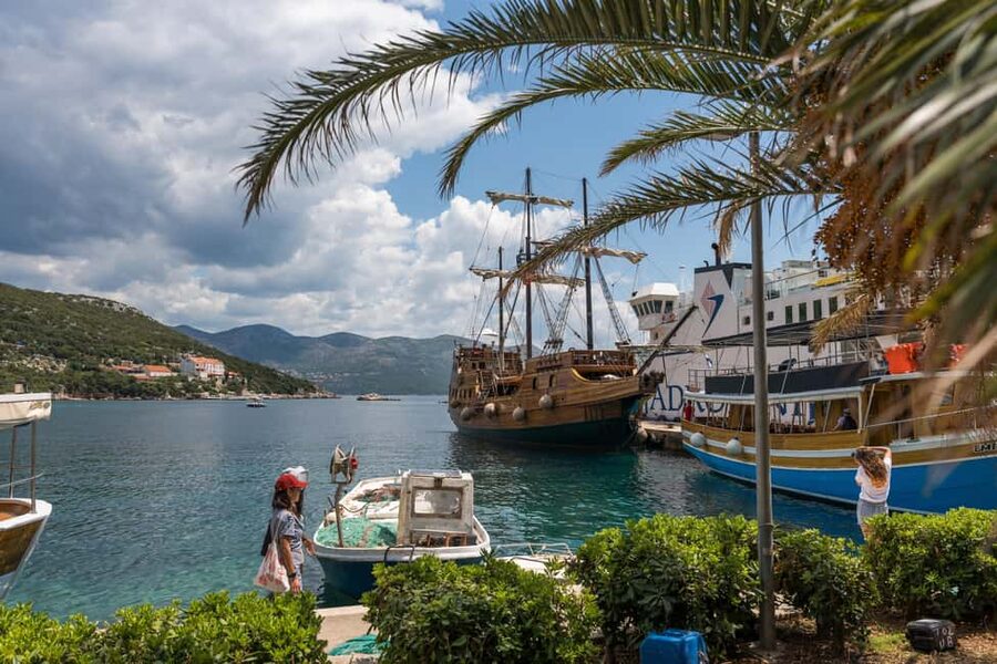 From Dubrovnik: Elaphiti Islands Galleon Cruise with Lunch - Key points at a glance