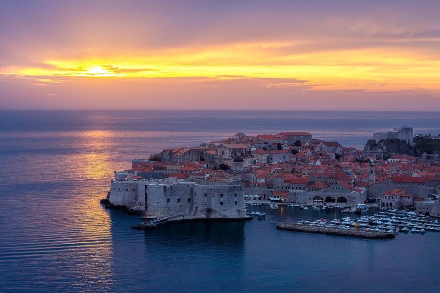 From Dubrovnik: Golden Hour Sunset Cruise with Free Drinks - Quick reasons to consider this cruise