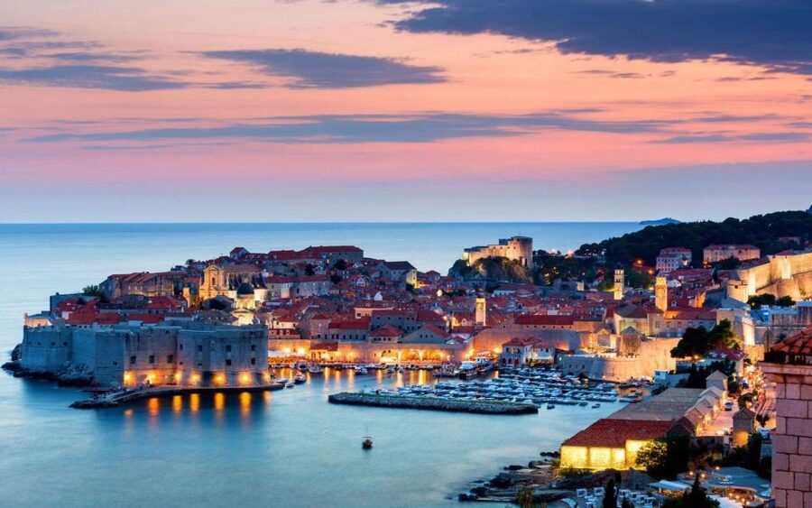From Dubrovnik: Golden Hour Sunset Cruise with Free Drinks - Sunset timing and the best views