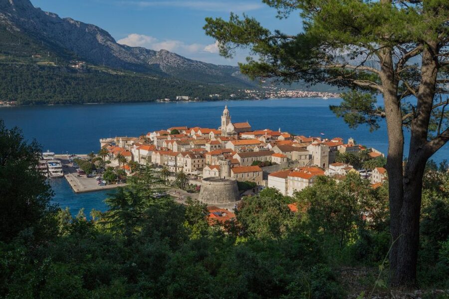 From Dubrovnik: Guided Tour of Pelješac & Korčula - Crossing from Orebić to Korčula