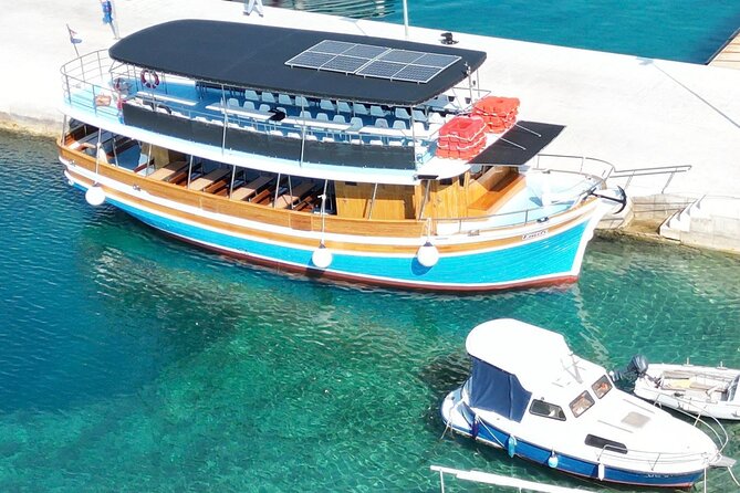 Full-Day Dubrovnik Elaphite Islands Cruise with Lunch and Drinks - Sipan: a short stop in an old fishing port