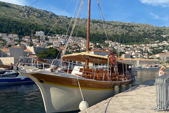 Gastro Cruise | Dinner and Boat ride around Dubrovnik Old Town - Who should book this evening cruise?