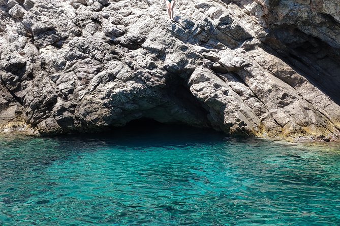 Half-Day Best Beaches & Bays Private Speed Boat Tour - Šunj Beach and its rare sandy shoreline