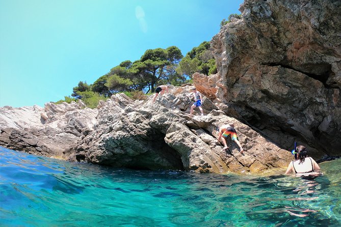 Half-Day Best Beaches & Bays Private Speed Boat Tour - What the $338.62 group price really means