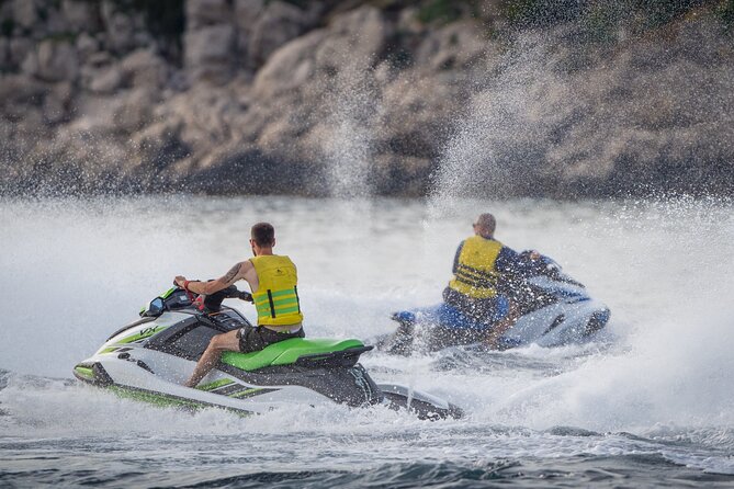 Jet Ski Rent 1h - Reaching beaches, caves, and the Elafiti Islands