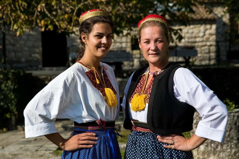 Konavle Valley: Tour with Wine Tasting from Dubrovnik - Who should book this Konavle tour