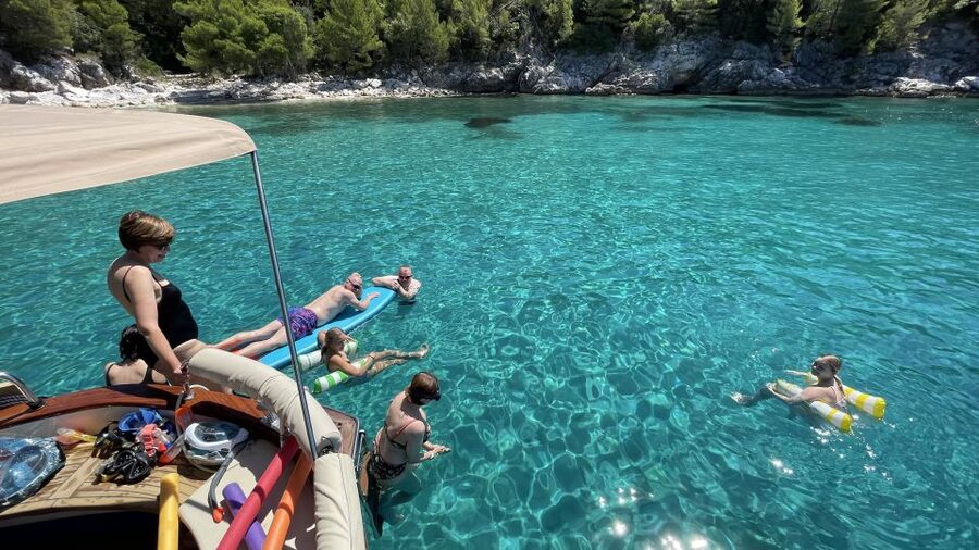 Luxury Private Boat Tour to Elaphiti Islands (4 hours) - Booking details that matter