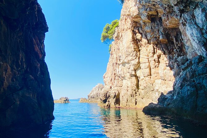 Luxury Private Boat Tour to Elaphiti Islands - Lopud and the value of lunch ashore