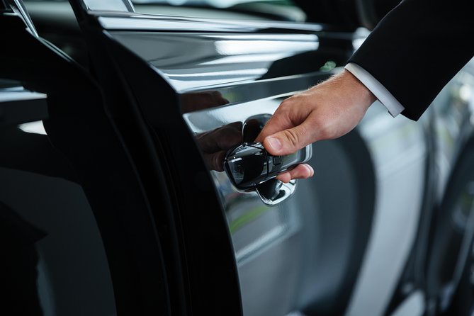 Luxury private transfer: Dubrovnik airport to Dubrovnik - Price and value for different group sizes