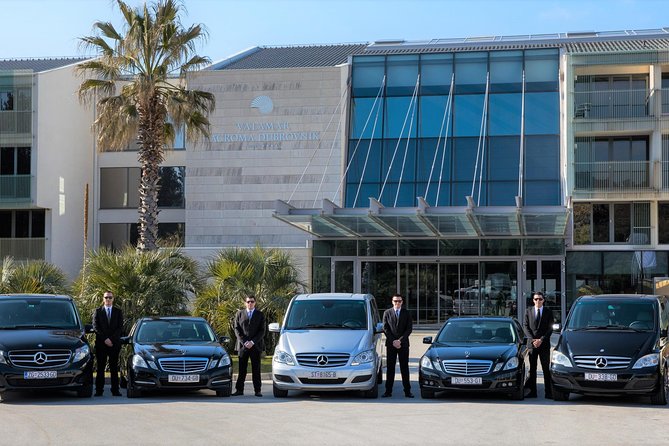 Luxury private transfer: Dubrovnik airport to Dubrovnik - The 45 to 90-minute ride into Dubrovnik