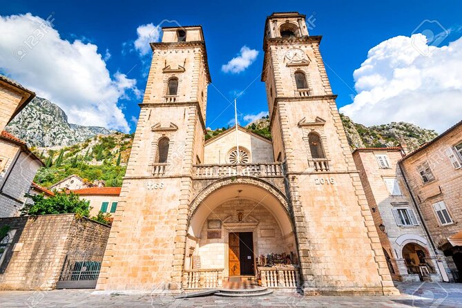 Montenegro Coast Small Group Excursion - Is the tour really small group?