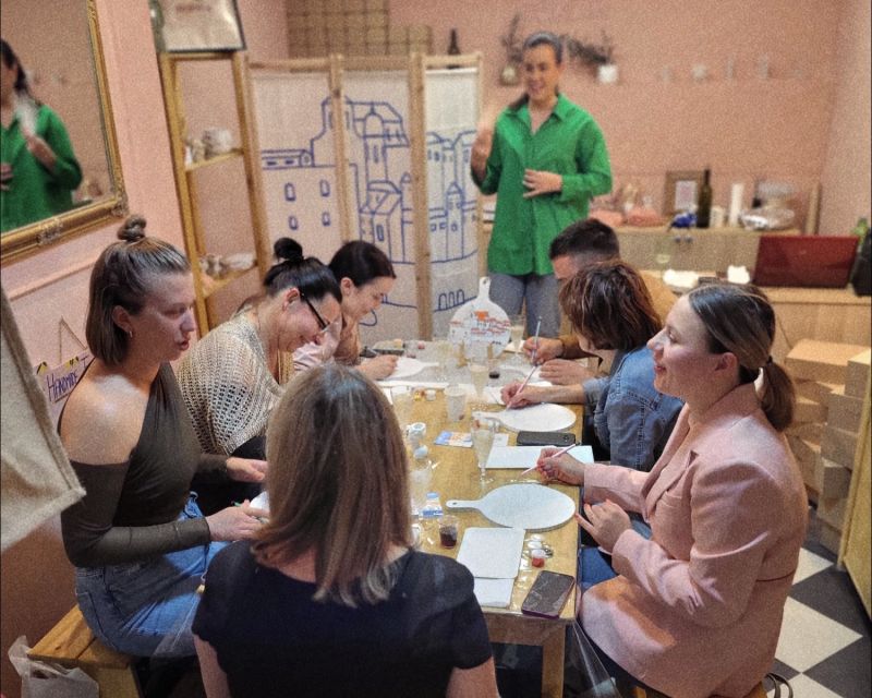 Paint, Sip, and Savor Local Flavors: Unique Local Experience - How the two-hour workshop unfolds