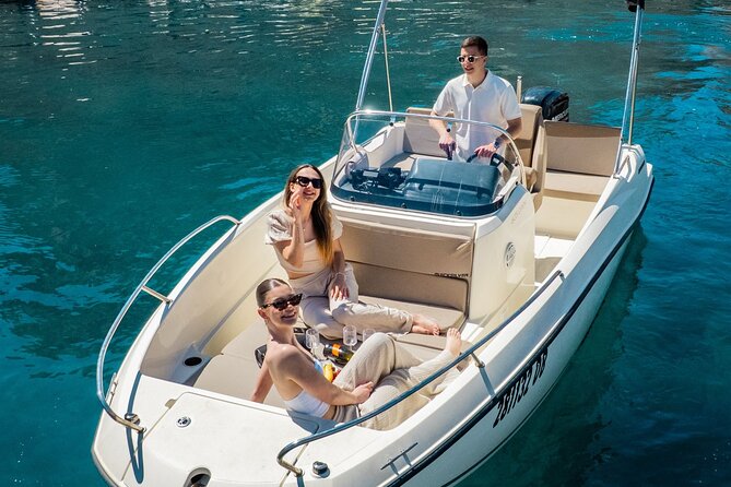 Private Boat Tour-Elafiti islands,Blue and green cave,Sandy Beach - Guides, boats, and the feel of the outing