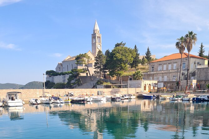 Private boat tour to Elafiti islands and south part of Mljet 8h. ALL INCLUDED - The skipper makes or breaks the day