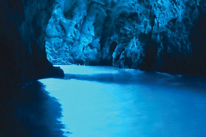 Private Boat Tours Dubrovnik Elaphiti islands & Blue cave - The key points at a glance