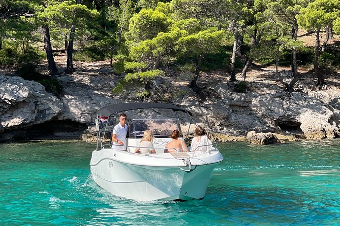 Private Full-Day Tour of Elaphiti Islands by Speedboat - Šipan and Luka Šipanska: a taste of small-island life