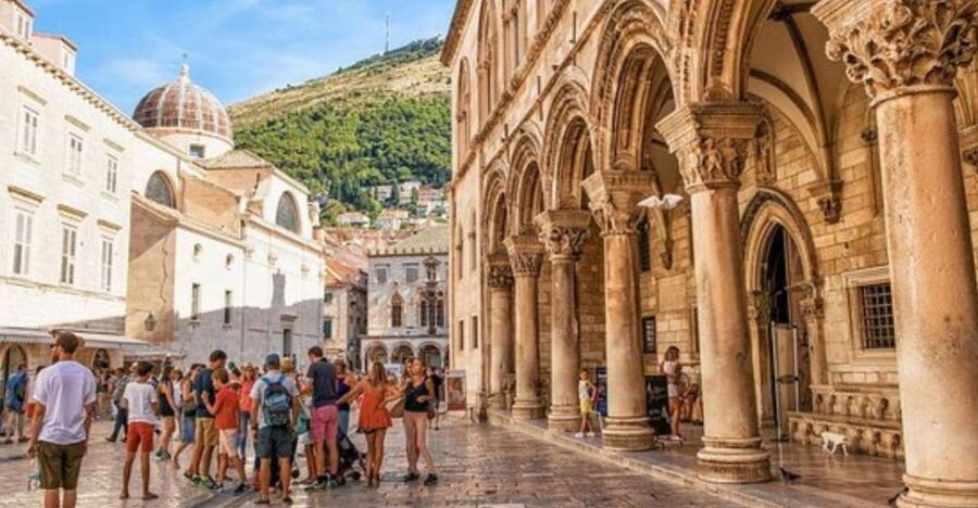 Private Tour: Dubrovnik Highlights Walking Tour - Following Stradun through the heart of Dubrovnik