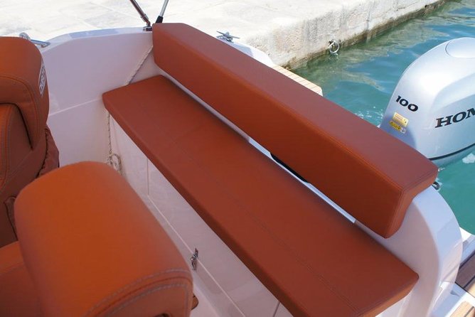 Private tour to the Elafiti with Barracuda 545 - half day 4h - A boat day shaped by your skipper