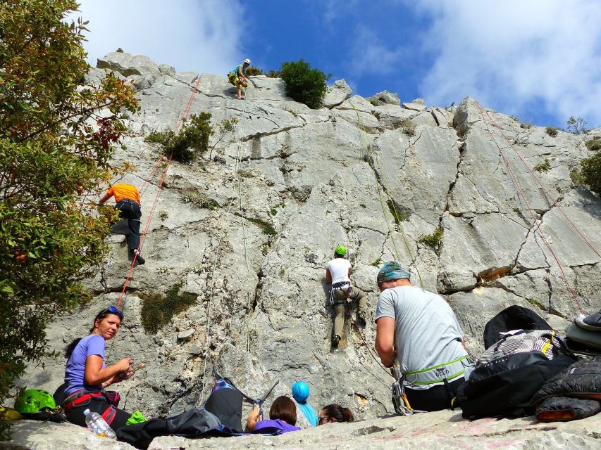 Rock Climbing Lesson in Dubrovnik - Leaving Dubrovnik for the limestone