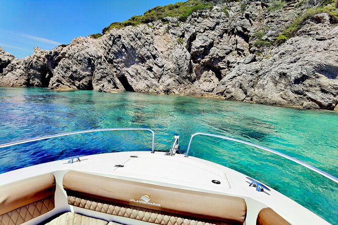 Speedboat Atlantic Marine 750, 4 or 8 hours - What the skipper adds to the day